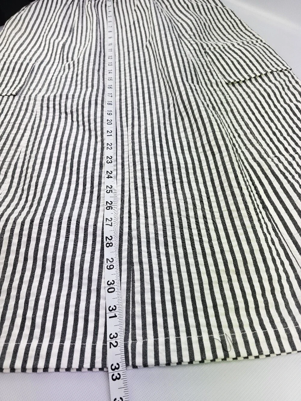 Tulip Brand Vienna Women's Seersucker Gray and White Stripe Cargo Skirt Medium